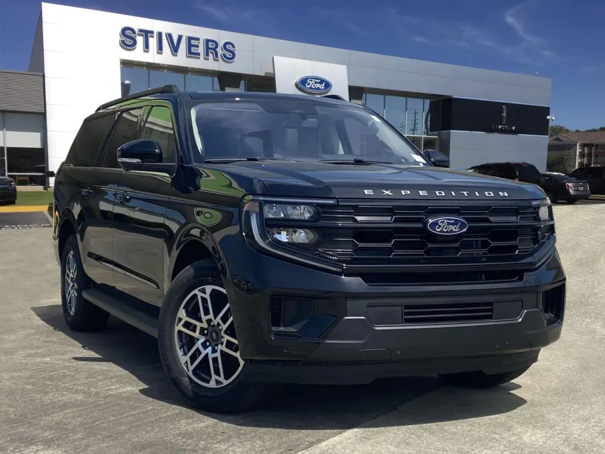 2025 Ford Expedition MAX photo 1
