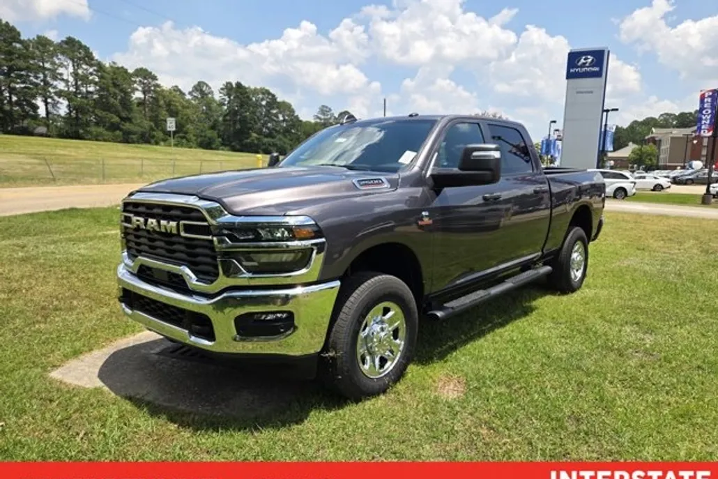 2025 Ram 2500 Tradesman photo 1