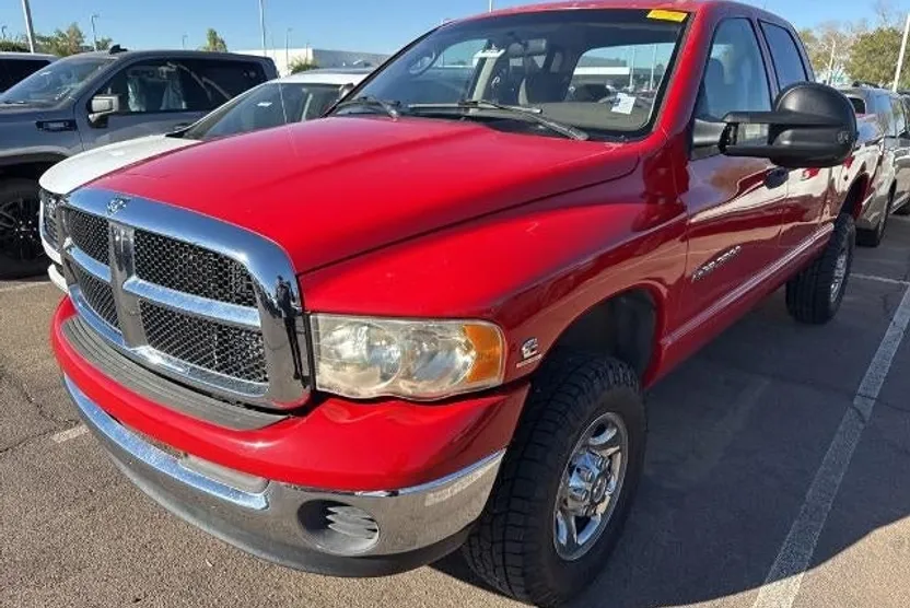 2005 Dodge Ram Laramie photo 1
