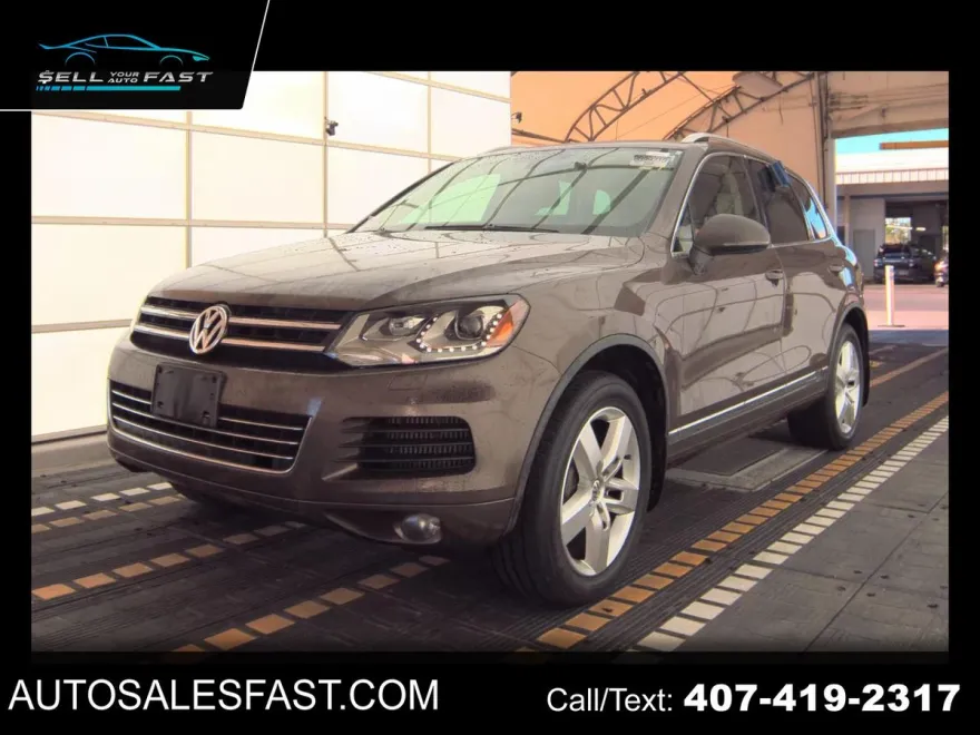 2013 Volkswagen Touareg TDI photo 1