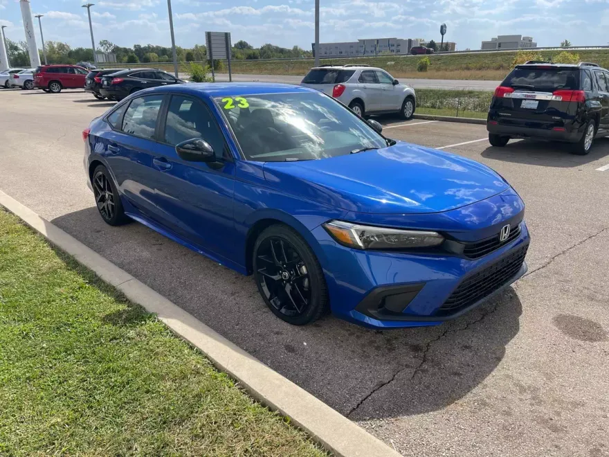 2023 Honda Civic Sport photo 1