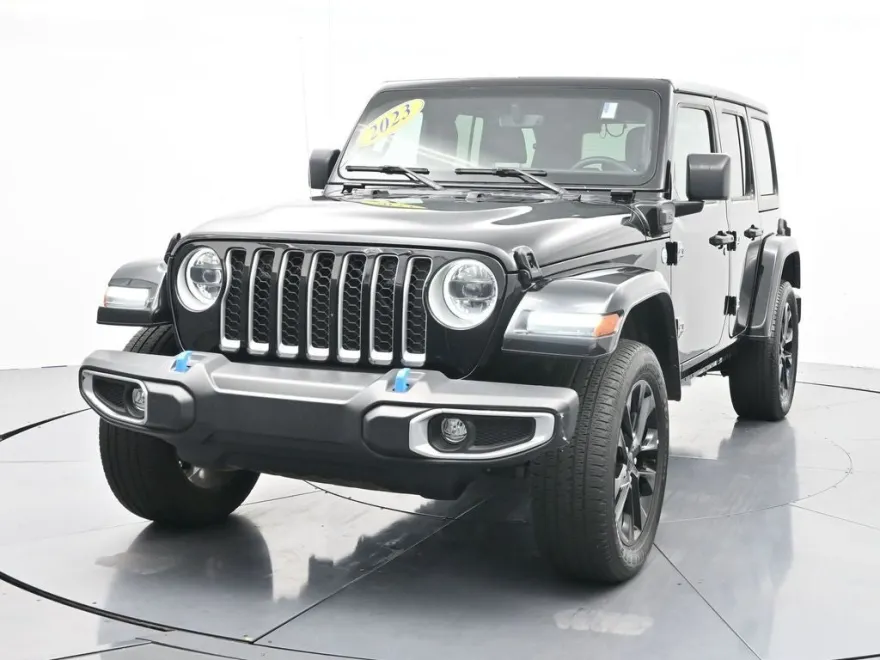 2023 Jeep Wrangler Sahara 4xe photo 1