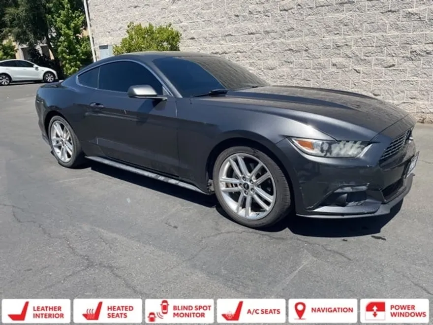2017 Ford Mustang EcoBoost Premium photo 1