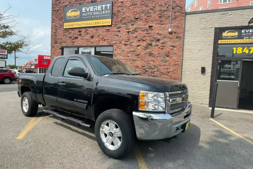 2013 Chevrolet Silverado 1500 LT photo 1