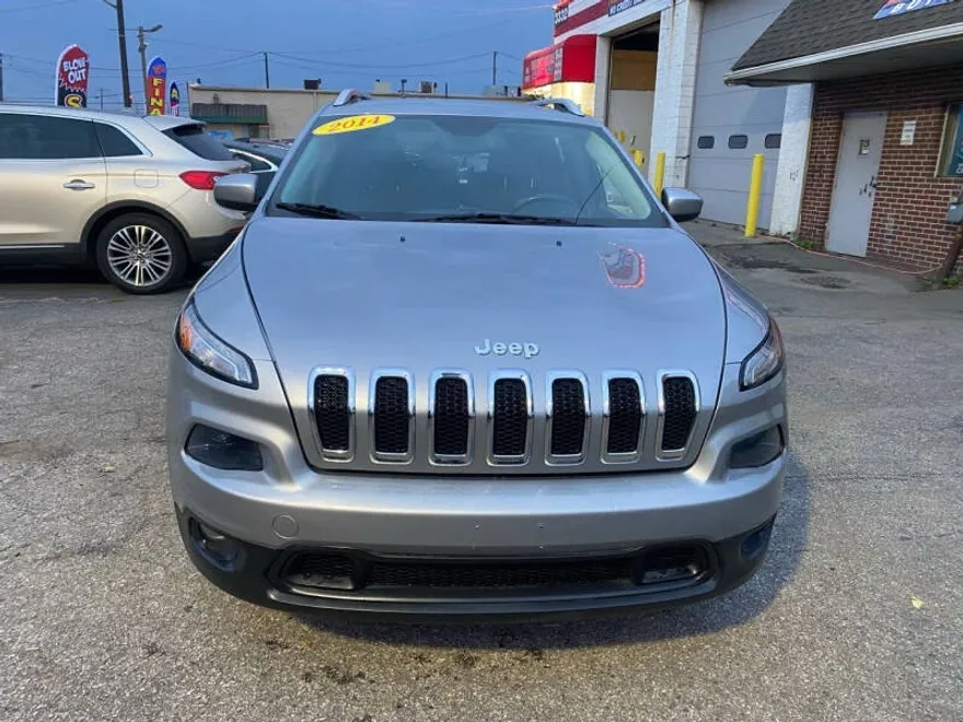 2014 Jeep Cherokee Latitude photo 1