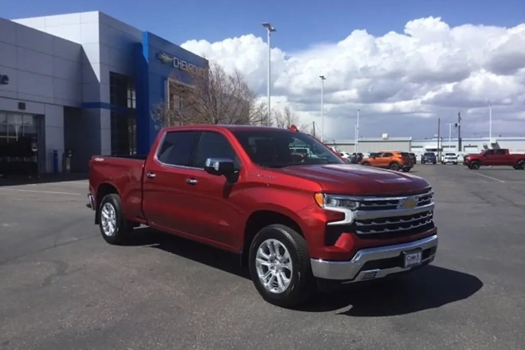 2025 Chevrolet Silverado 1500 LTZ photo 1