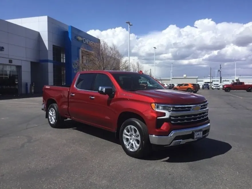 2025 Chevrolet Silverado 1500 LTZ photo 1