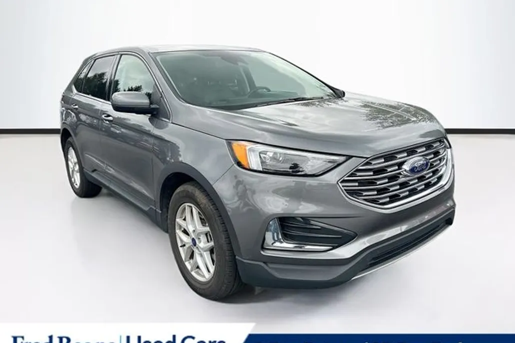 2022 Ford Edge SEL photo 1