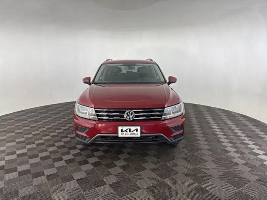 2019 Volkswagen Tiguan SE photo 1