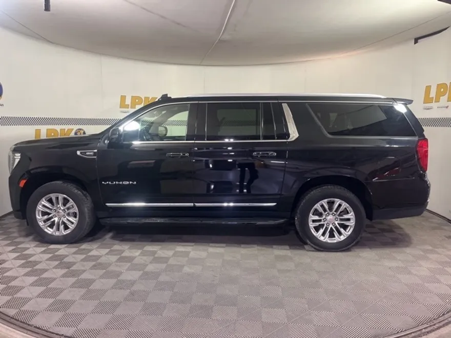 2021 Gmc Yukon XL SLT photo 1