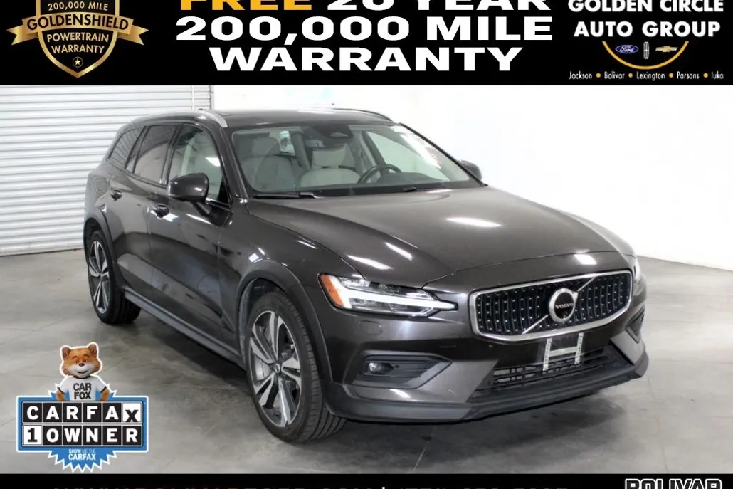2024 Volvo V60 Cross Country B5 Plus photo 1