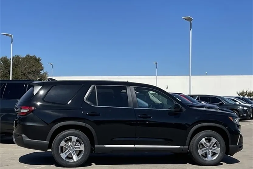 2025 Honda Pilot EX-L photo 1