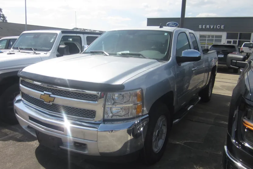 2012 Chevrolet Silverado 1500 LT photo 1