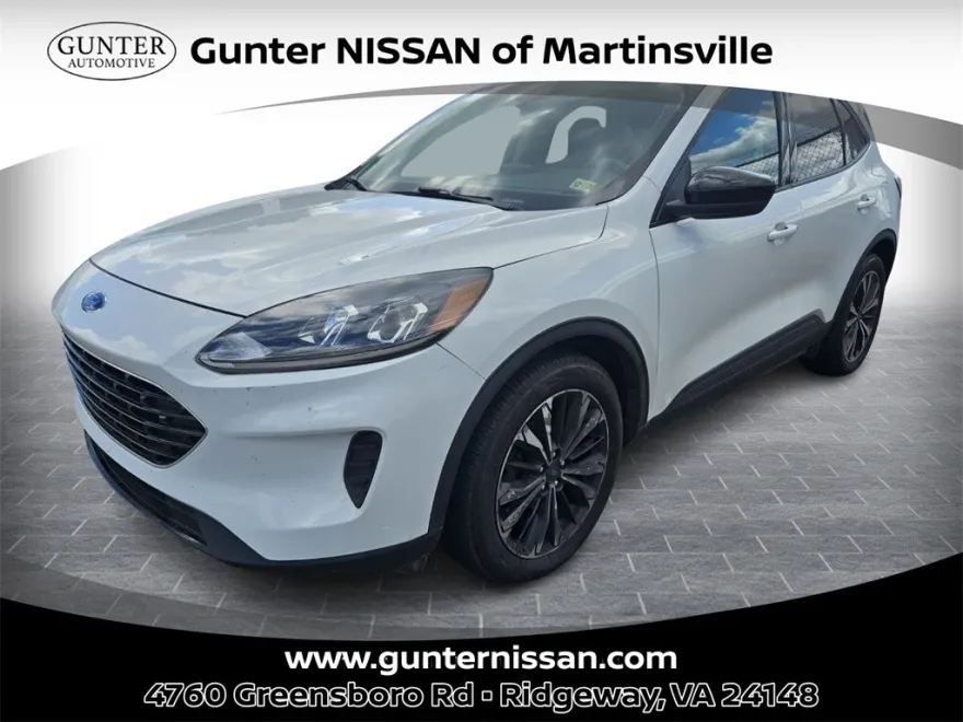 2022 Ford Escape SE photo 1