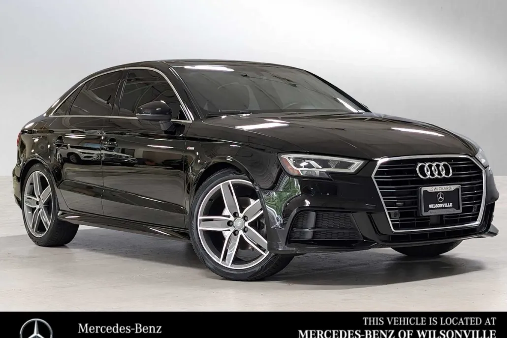 2019 Audi A3 Premium Plus photo 1