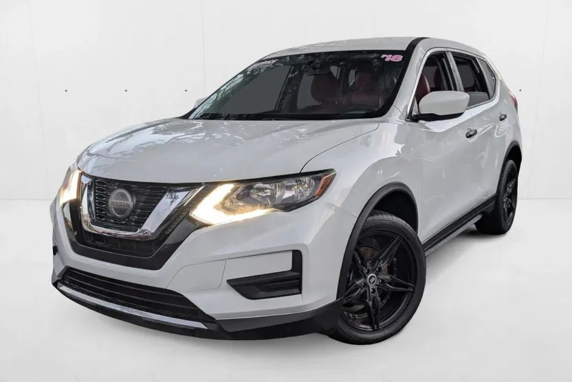 2018 Nissan Rogue S photo 1