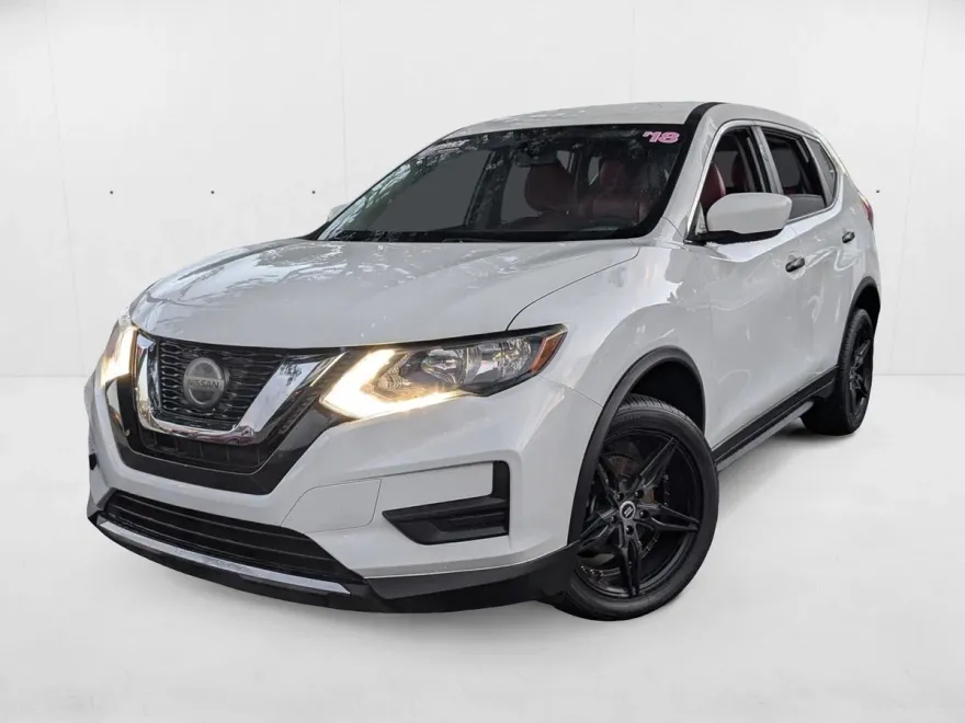 2018 Nissan Rogue S photo 1