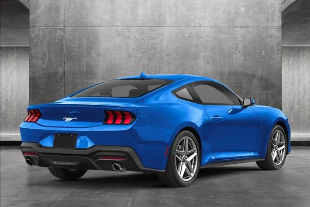 2025 Ford Mustang EcoBoost photo 1