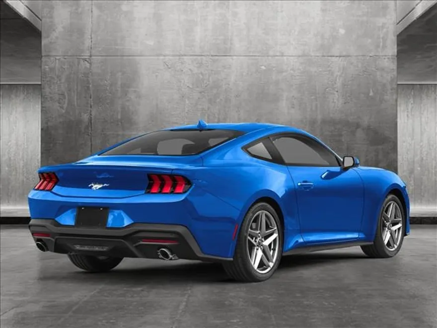 2025 Ford Mustang EcoBoost photo 1