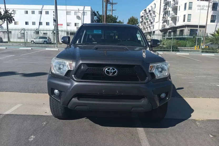 2015 Toyota Tacoma Double Cab photo 1