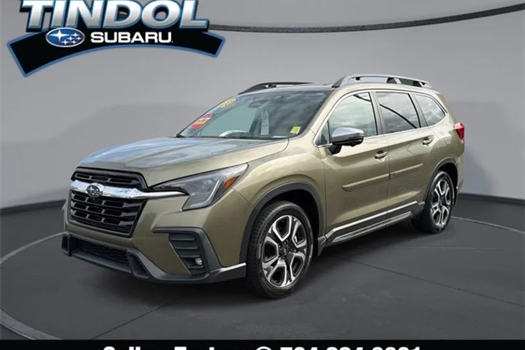 2023 Subaru Ascent Limited photo 1