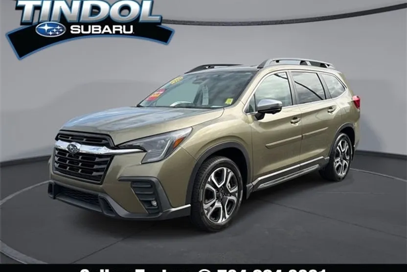 2023 Subaru Ascent Limited photo 1