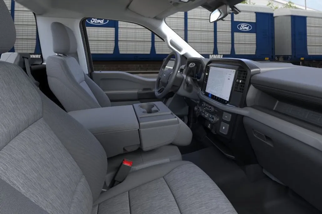 2025 Ford F-150 XL photo 1