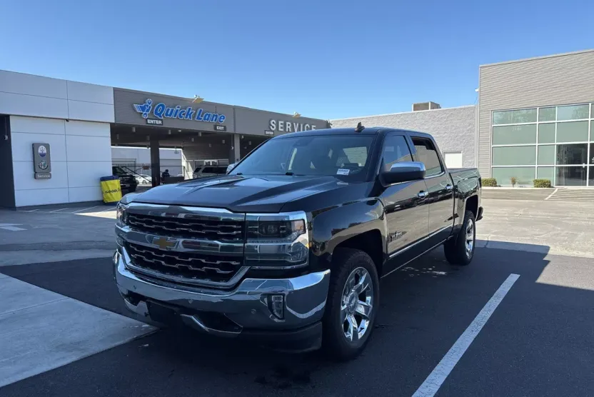 2018 Chevrolet Silverado 1500 LTZ photo 1