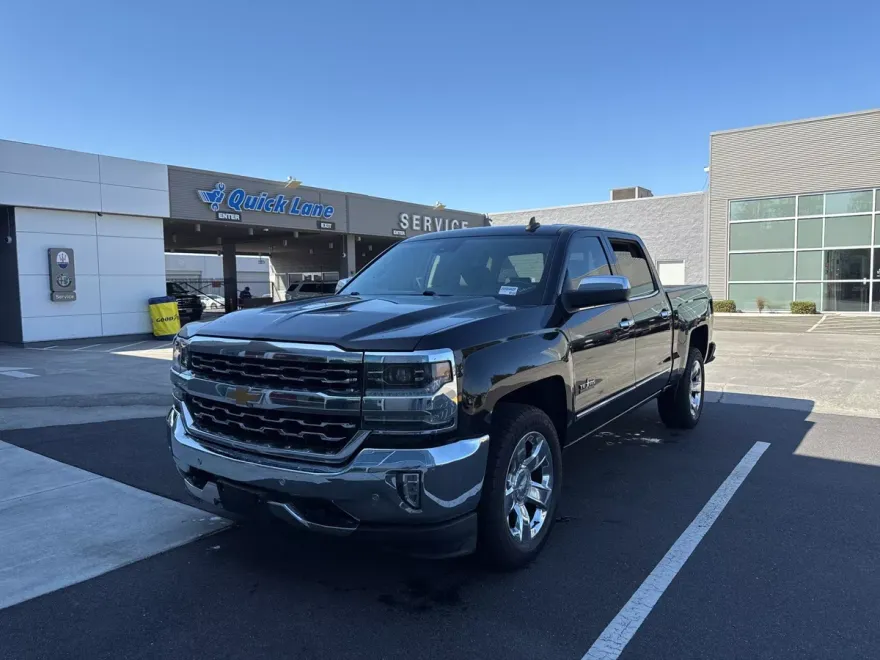 2018 Chevrolet Silverado 1500 LTZ photo 1