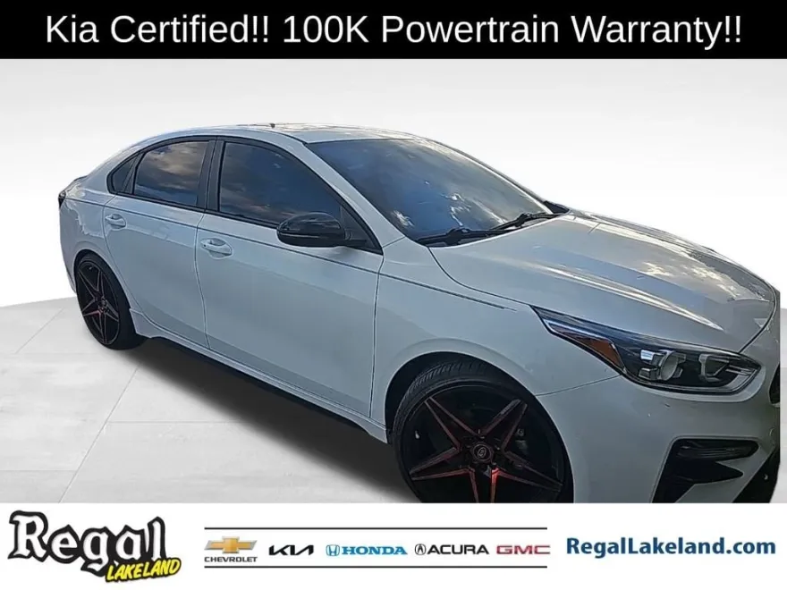 2021 Kia Forte GT-Line photo 1