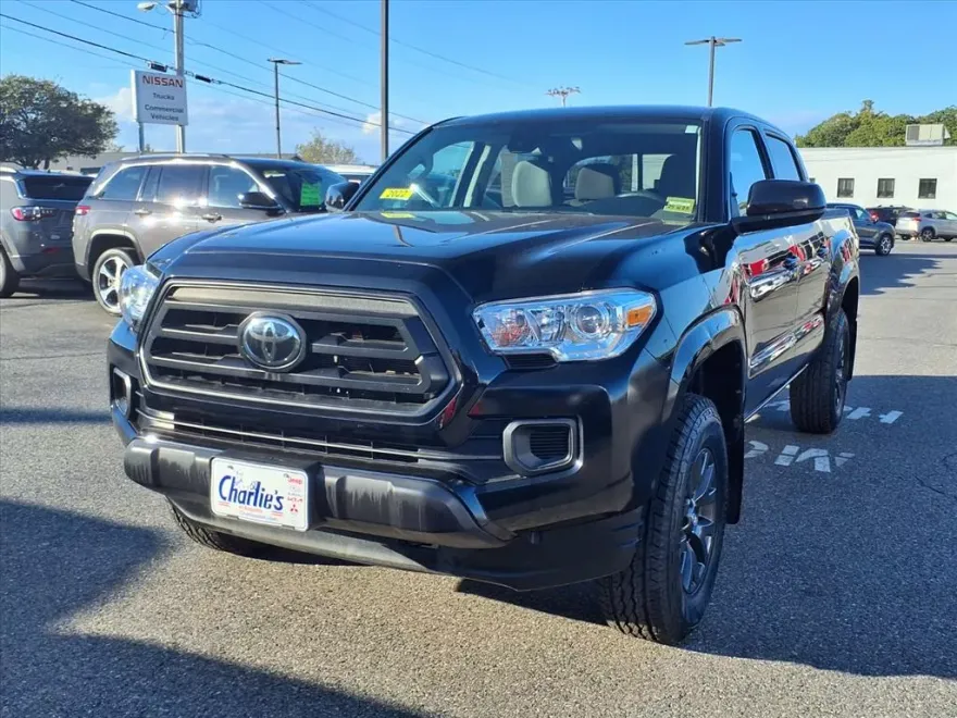 2022 Toyota Tacoma Double Cab photo 1
