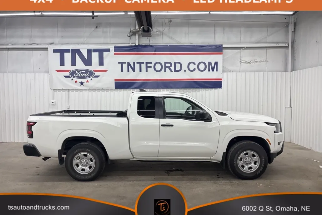 2022 Nissan Frontier S photo 1