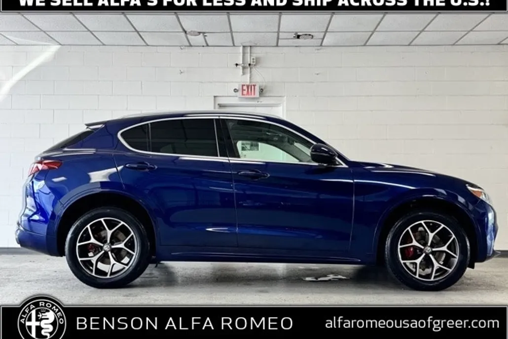 2021 Alfa Romeo Stelvio Ti Sport photo 1