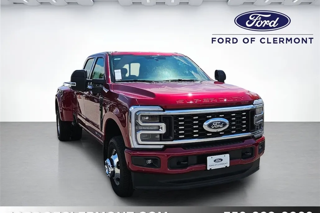 2025 Ford F-350 Platinum photo 1