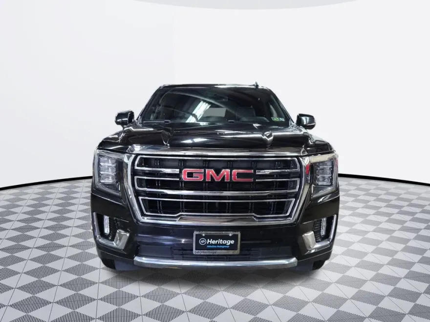 2023 Gmc Yukon SLT photo 1