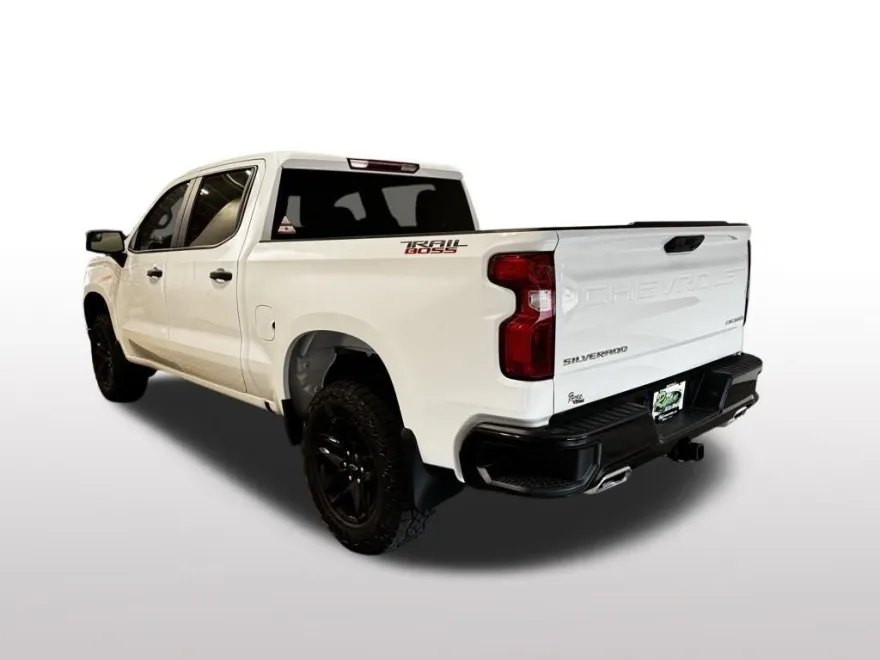 2026 Chevrolet Silverado 1500 Custom Trail Boss photo 1