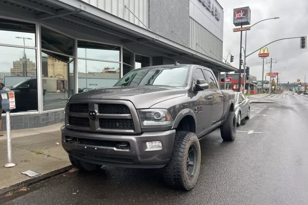 2016 Ram 2500 Laramie photo 1
