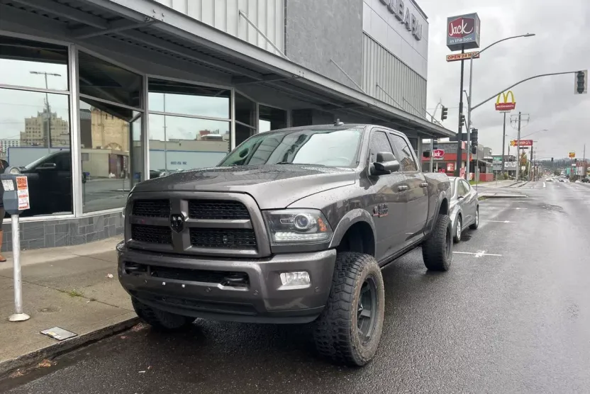 2016 Ram 2500 Laramie photo 1