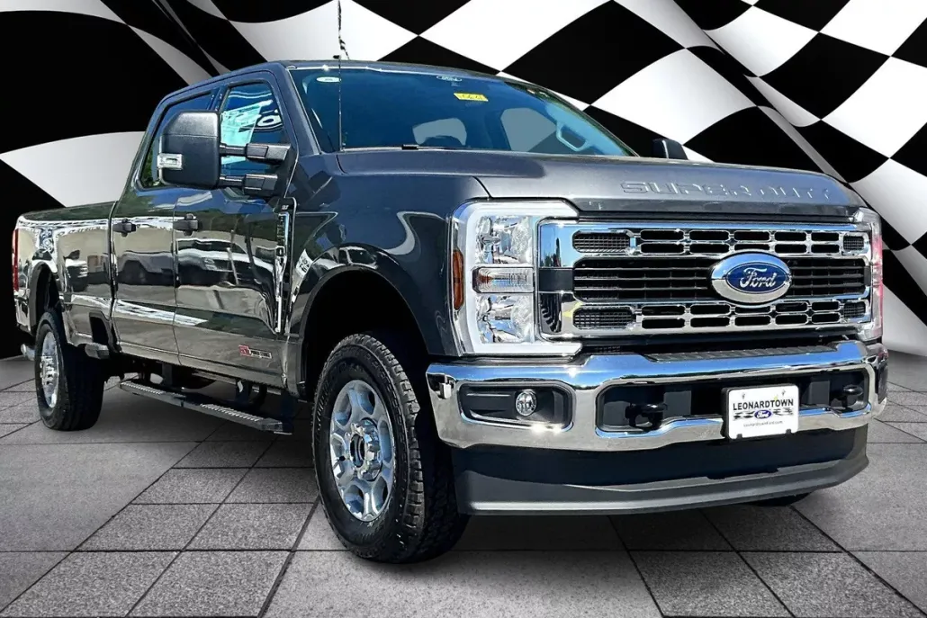 2026 Ford F-350 XLT photo 1