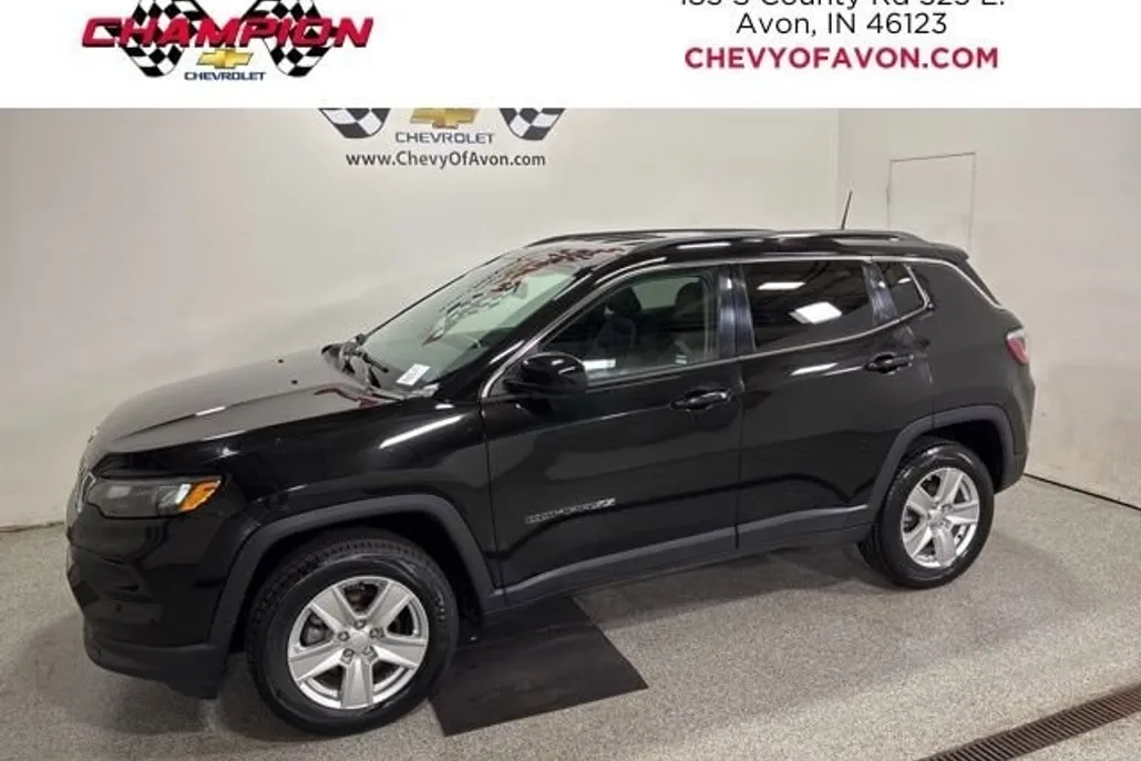 2022 Jeep Compass Latitude photo 1