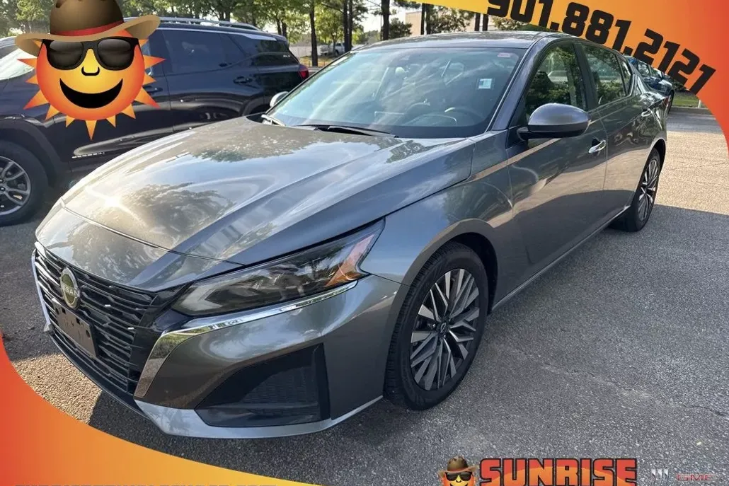 2023 Nissan Altima 2.5 SV photo 1