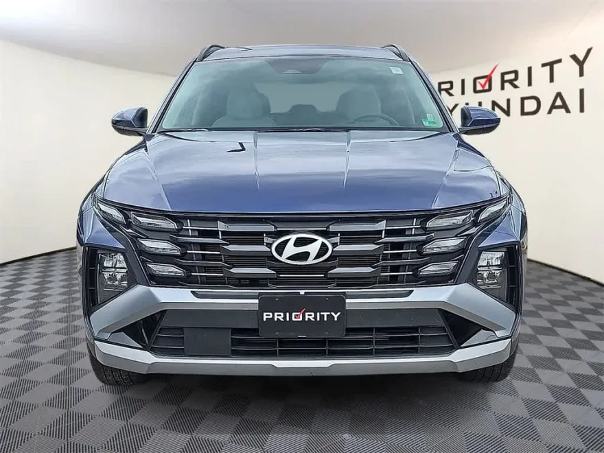 2025 Hyundai Tucson SEL photo 1