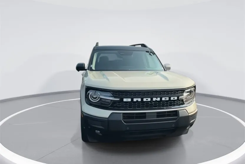 2025 Ford Bronco Sport Outer Banks photo 1