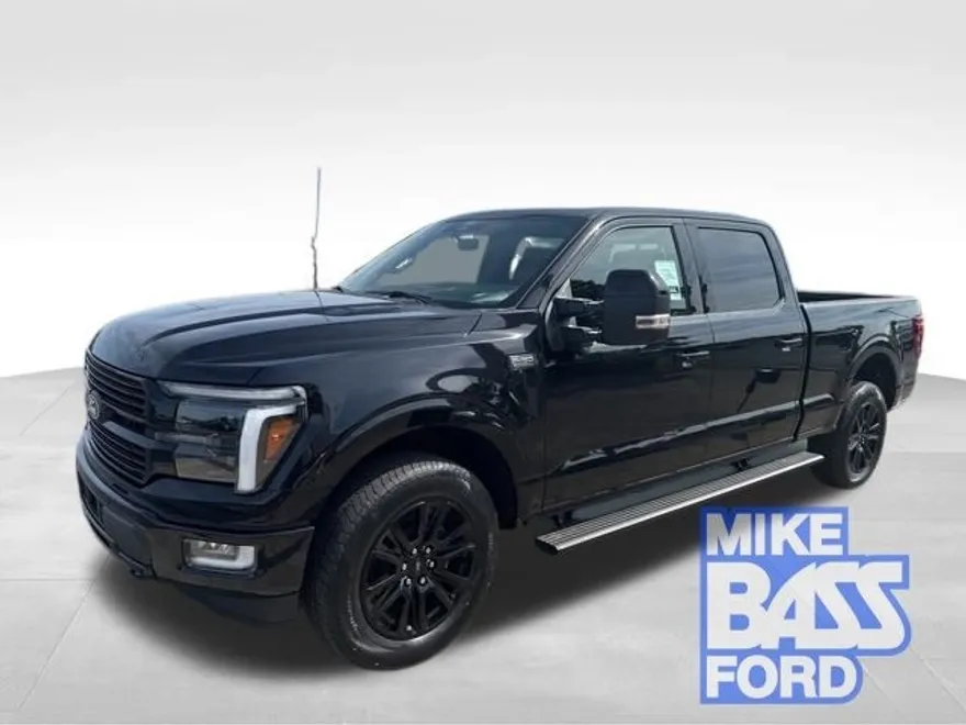 2025 Ford F-150 Platinum photo 1