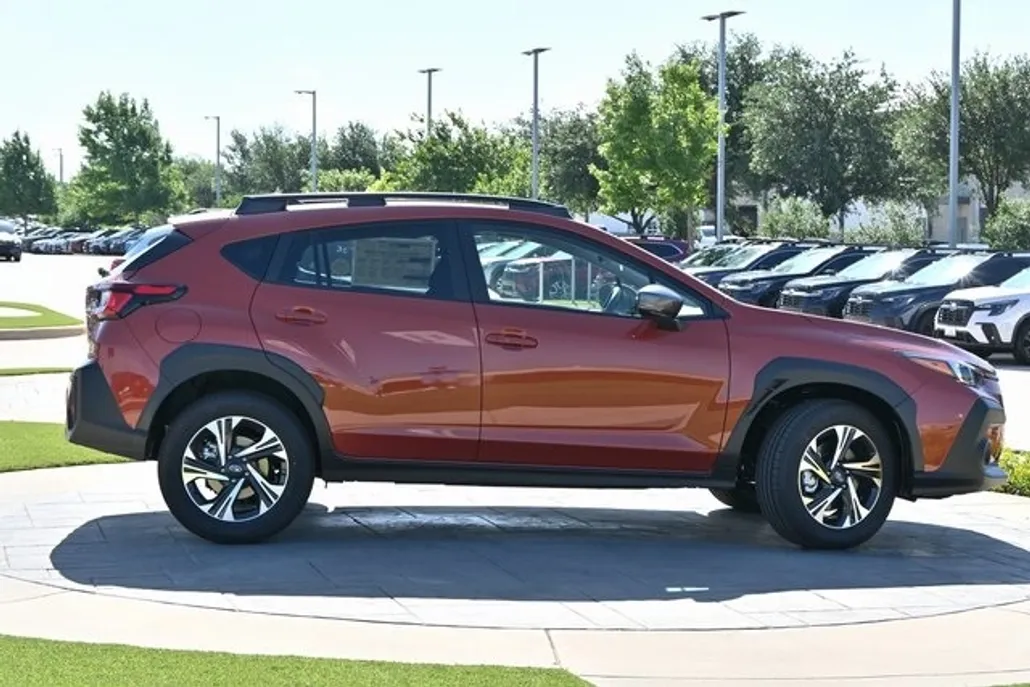 2025 Subaru Crosstrek Premium photo 1