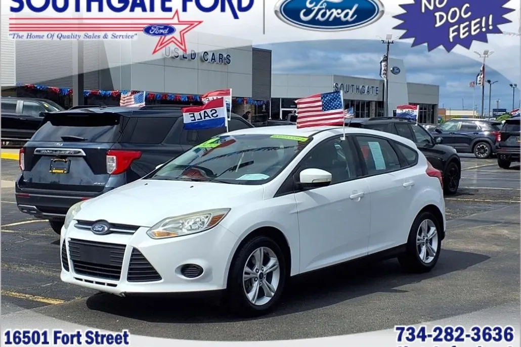 2014 Ford Focus SE photo 1