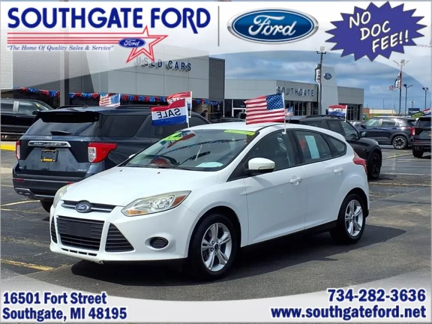 2014 Ford Focus SE photo 1