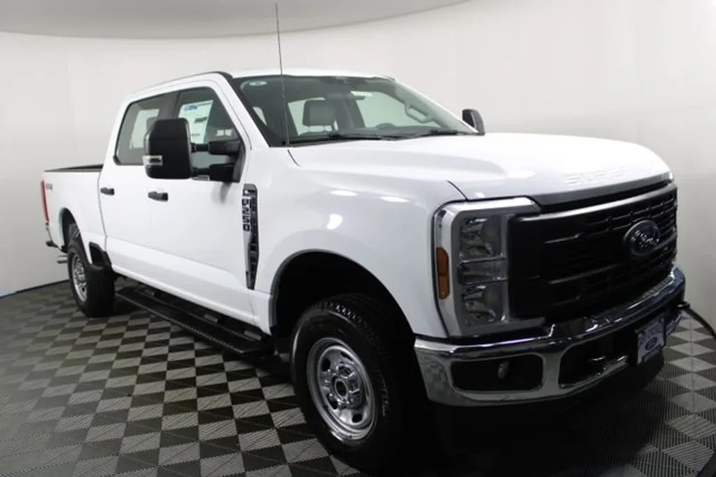 2025 Ford F-250 XL photo 1
