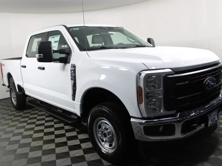 2025 Ford F-250 XL photo 1