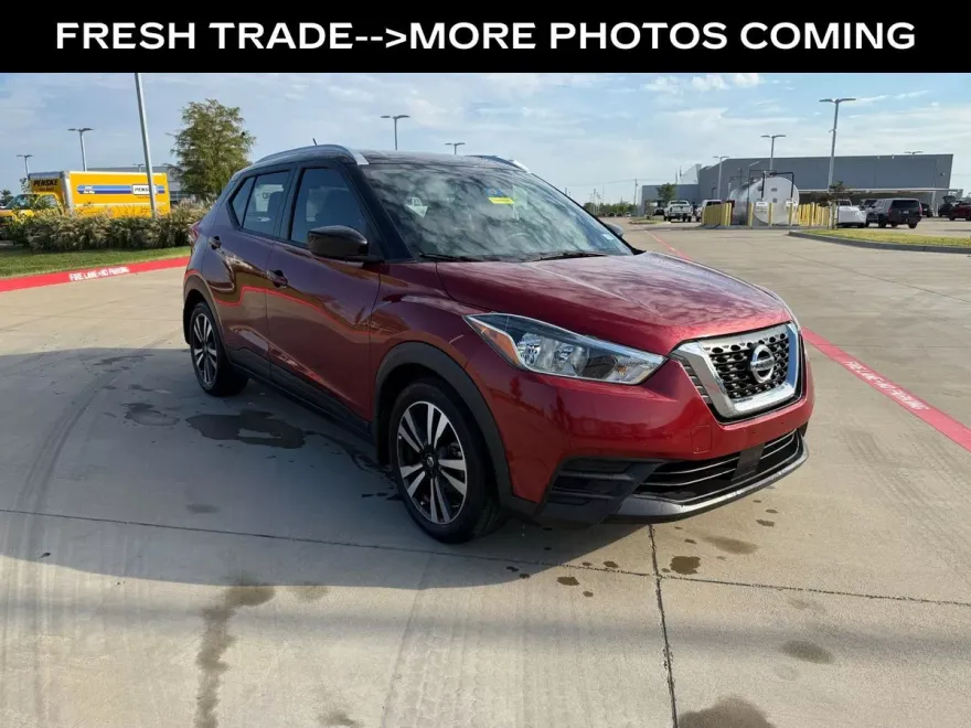 2020 Nissan Kicks SV photo 1